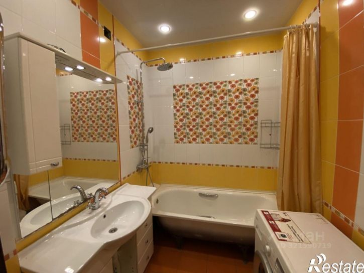 3-комн квартира микрорайон Крылатый, 22/3