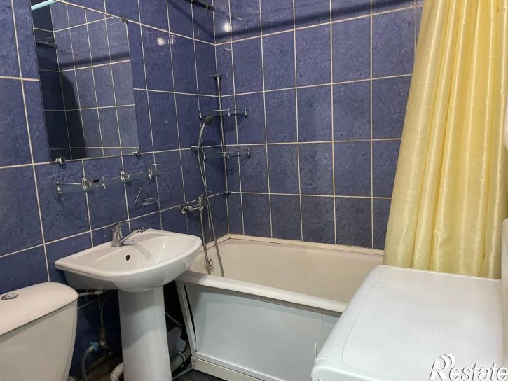 2-комн квартира улица Декабрьских Событий, 103,  д. 103