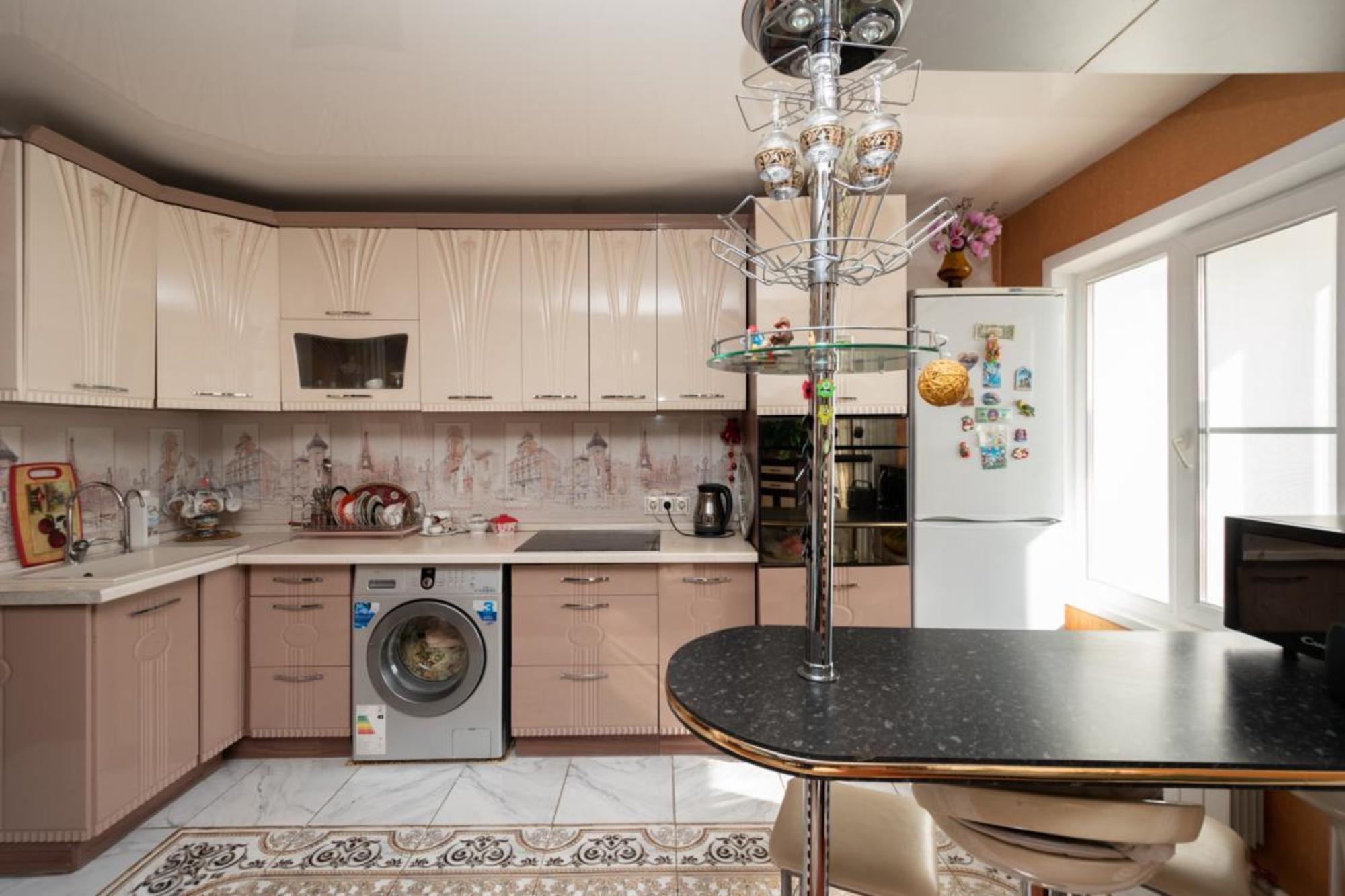 Купить квартиру за 5 590 000 рублей на Зеленый мкр, 28