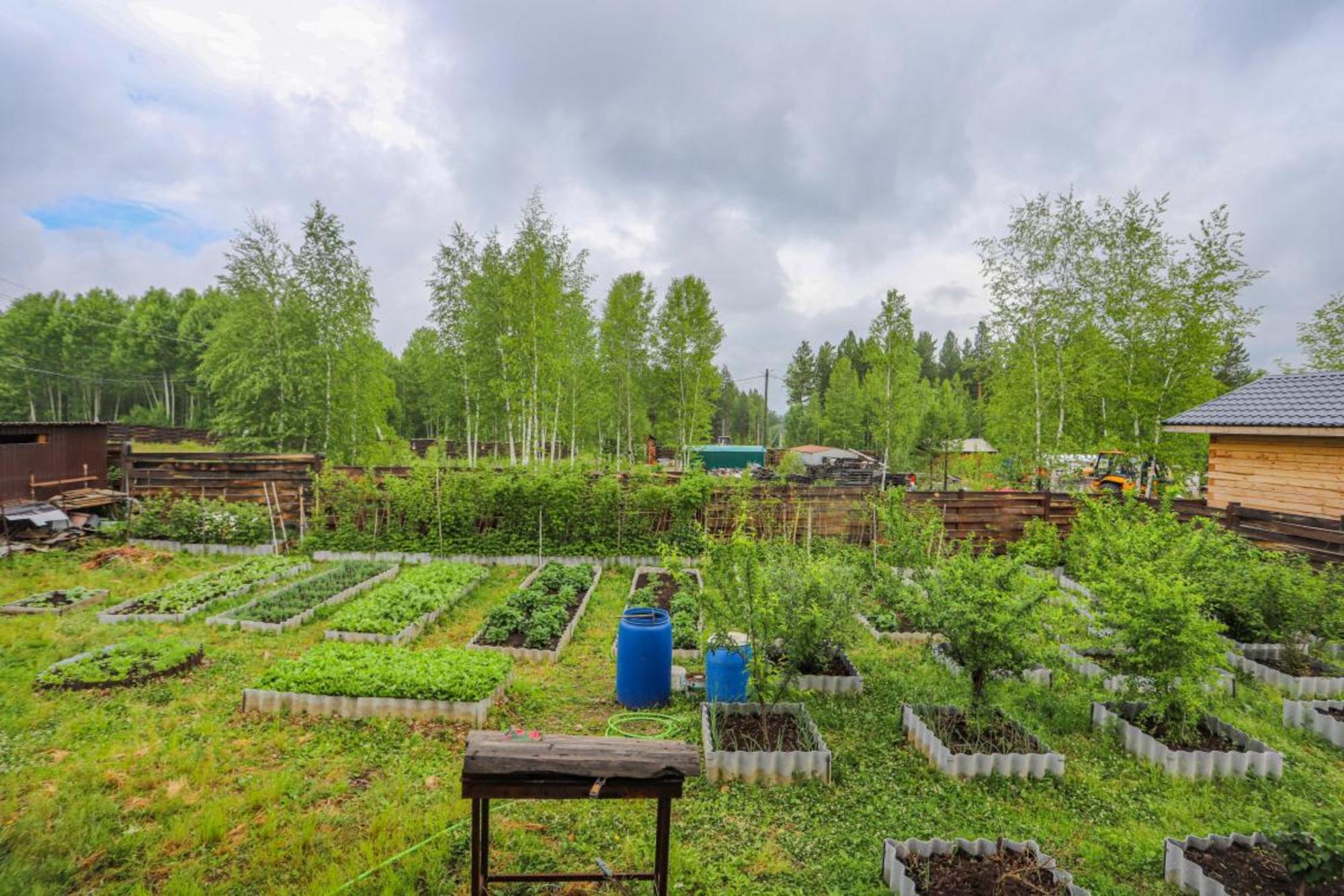 Купить дачу, дом, коттедж за 10 900 000 рублей на ДНТ Серебряный ключ, 2-я Серебряная, 11