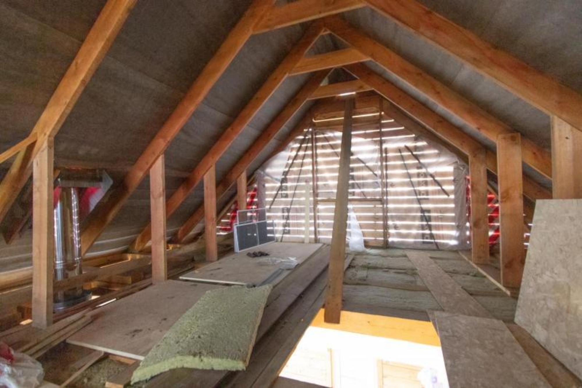 Купить дачу, дом, коттедж за 2 800 000 рублей на Кедровая, 298