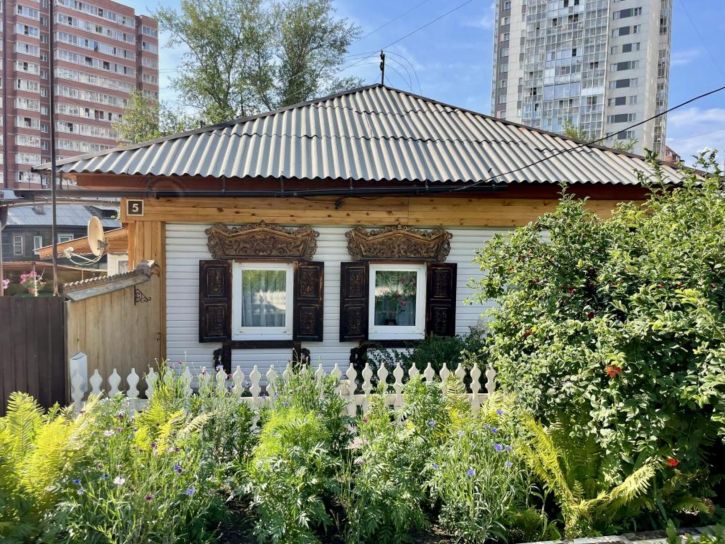 Коттедж/дом Енисейская, 5