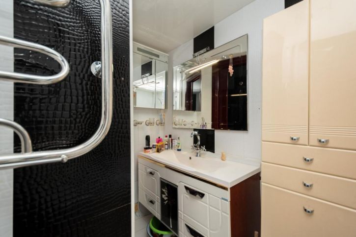 2-комн квартира Зеленый мкр, 28