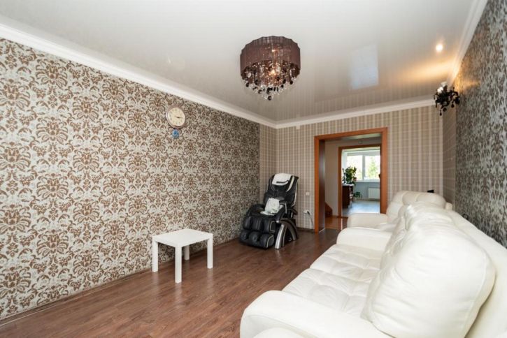 5-комн квартира Красных Мадьяр, 120