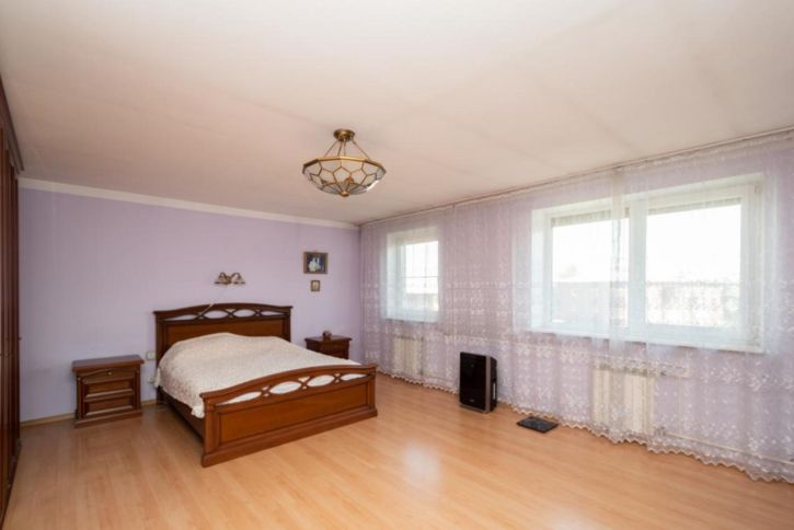 5-комн квартира Красных Мадьяр, 120