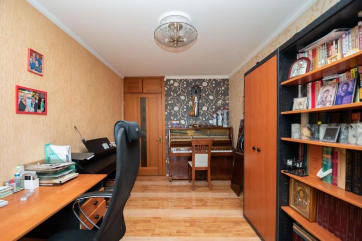 5-комн квартира Красных Мадьяр, 120