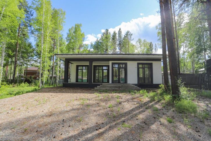 Коттедж/дом Зеленая