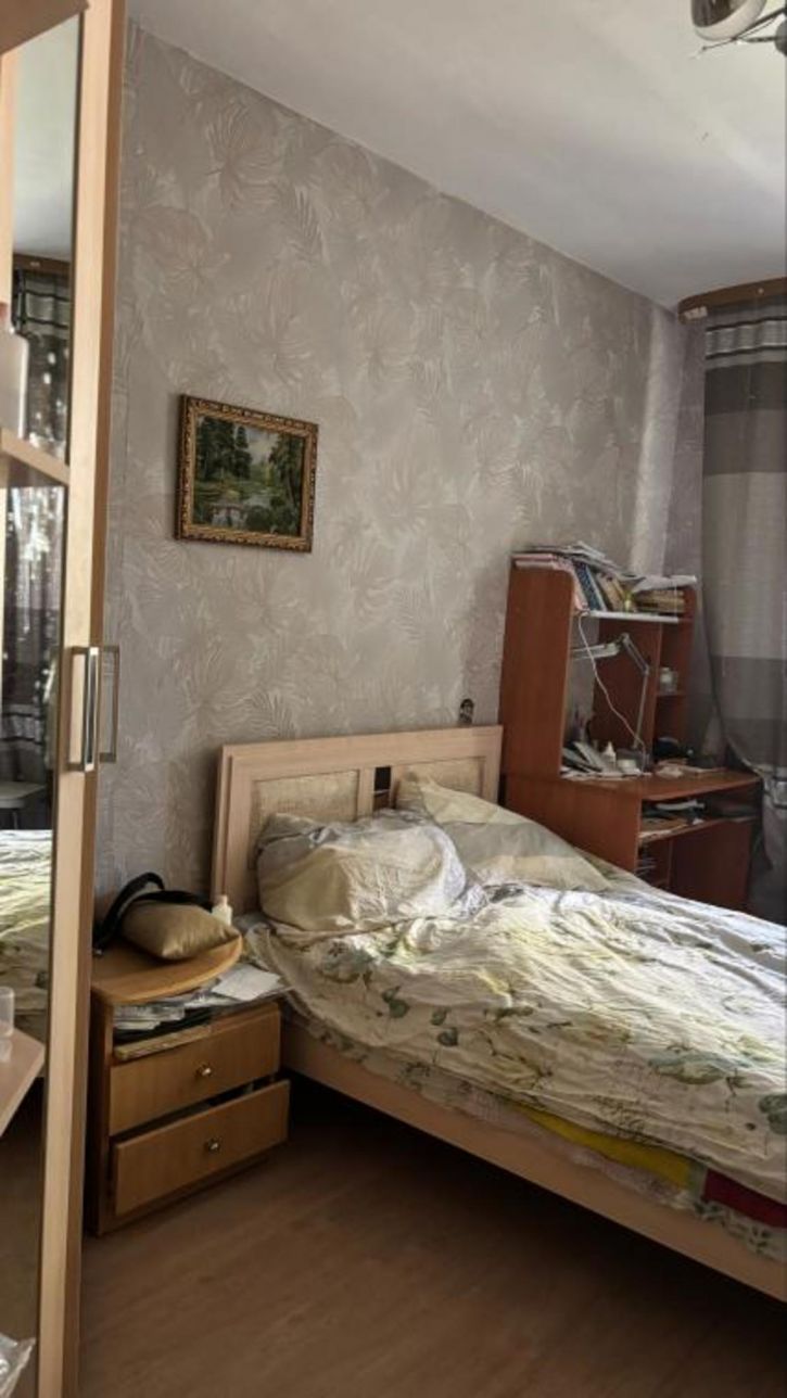 3-комн квартира Пржевальского, 168