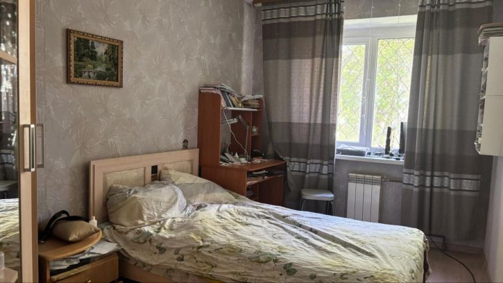 3-комн квартира Пржевальского, 168