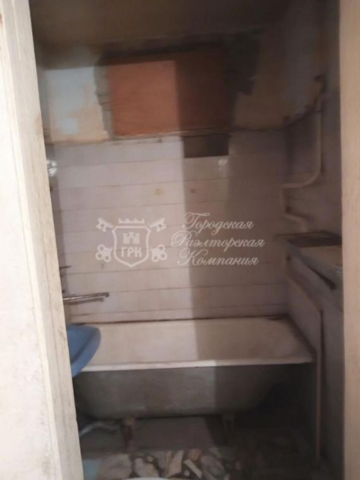 2-комн квартира Карла Либкнехта, 63