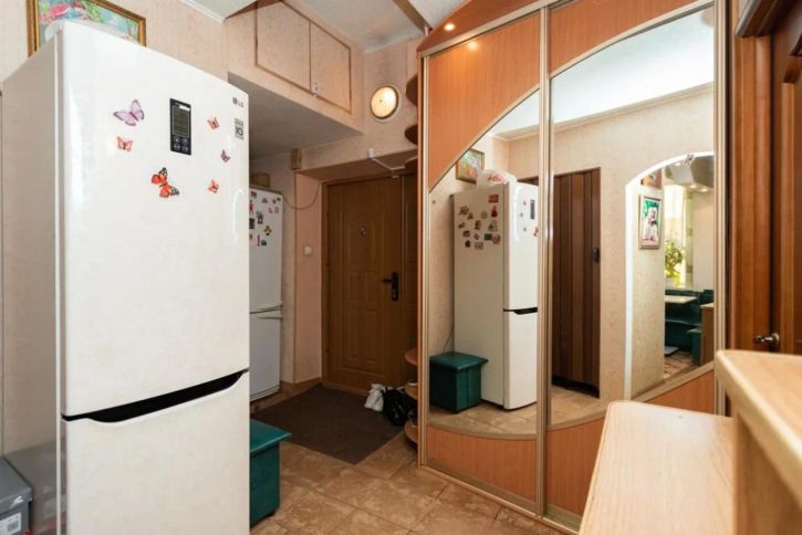 2-комн квартира 5 Армии, 71