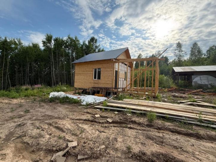 Коттедж/дом СНТ Искра, ул. Грибная, 155