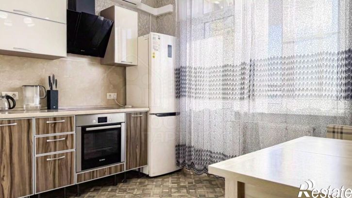 2-комн квартира улица Декабрьских Событий, 31,  д. 31