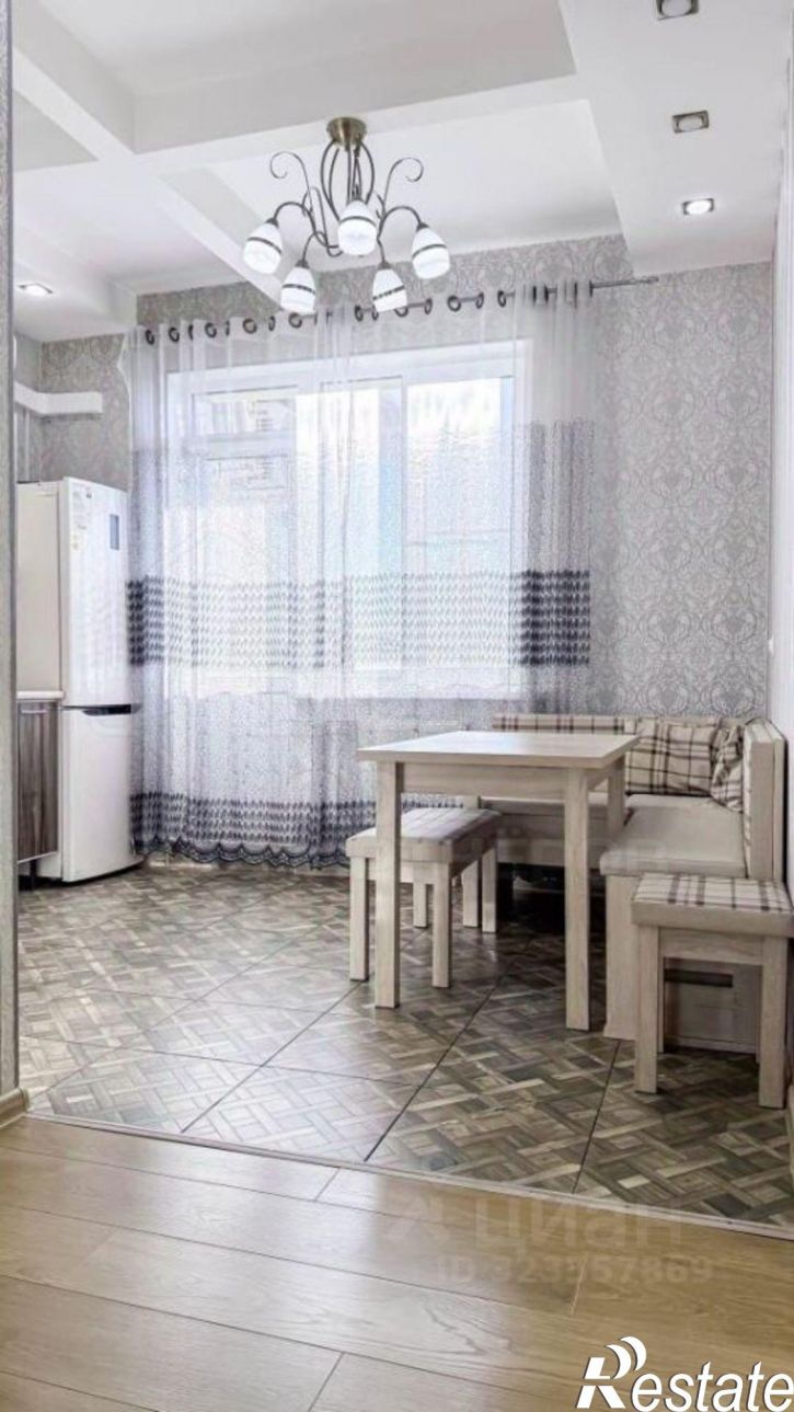 2-комн квартира улица Декабрьских Событий, 31,  д. 31