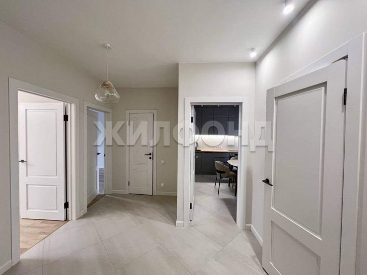 2-комн квартира Декабрьских Событий улица, д.21