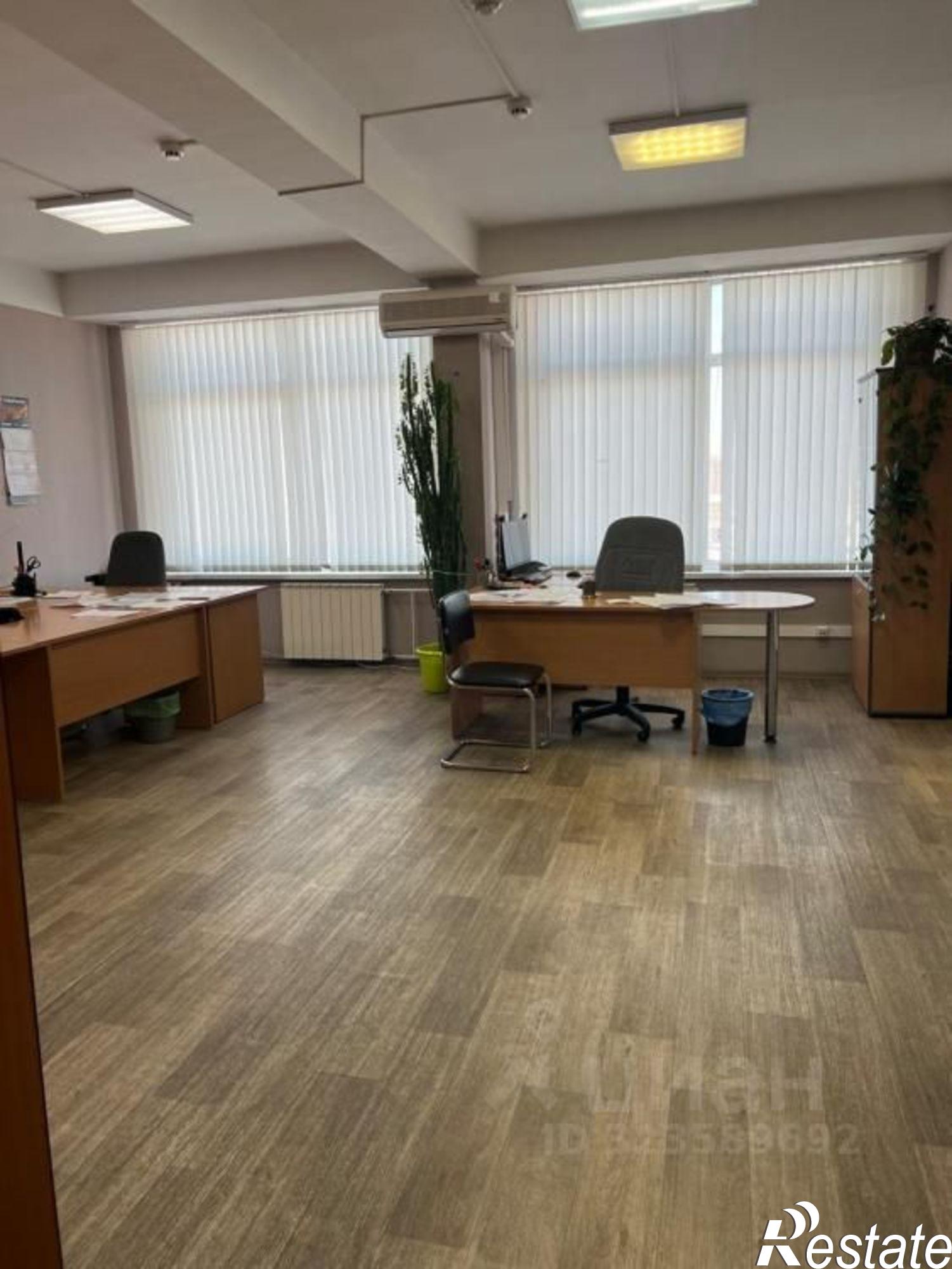 Сдать офис, помещение под офис за 66 667 рублей на улица Ширямова, 38