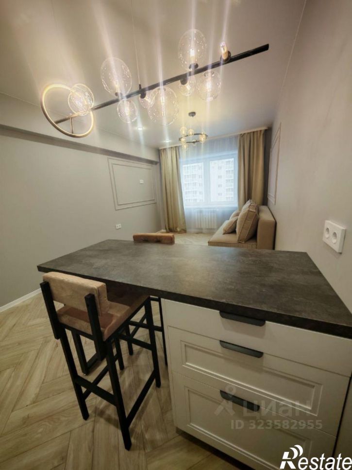 2-комн квартира улица Варламова, 104,  д. 104