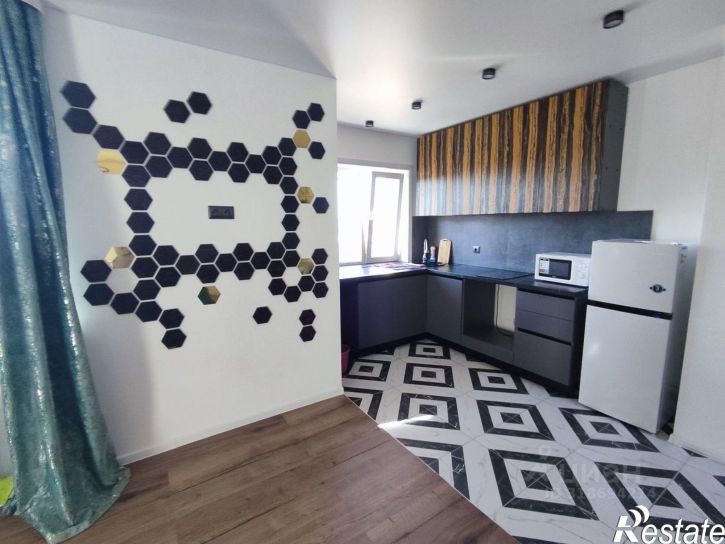 2-комн квартира улица Розы Люксембург, 118/4,  д. 118/4