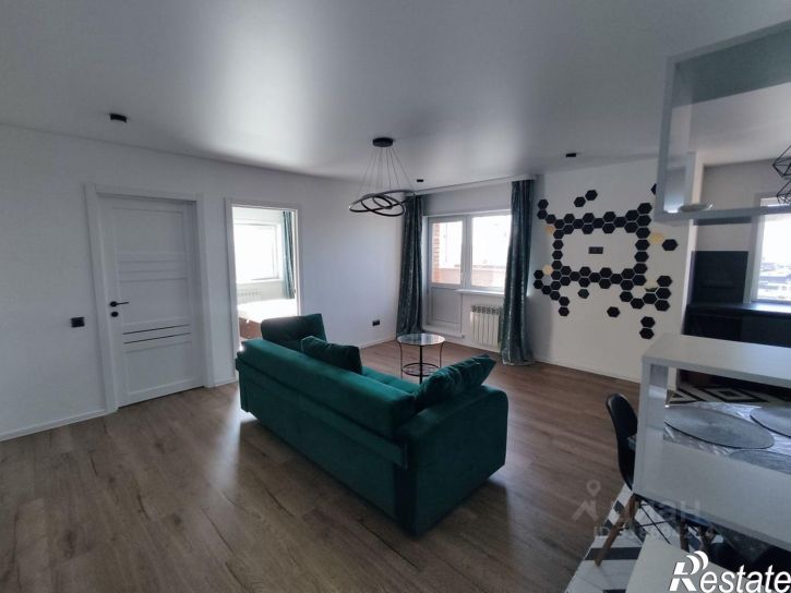 2-комн квартира улица Розы Люксембург, 118/4,  д. 118/4