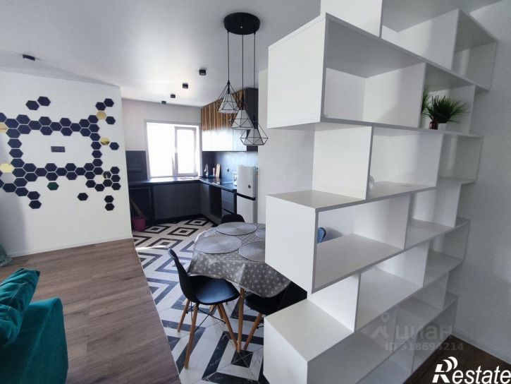 2-комн квартира улица Розы Люксембург, 118/4,  д. 118/4