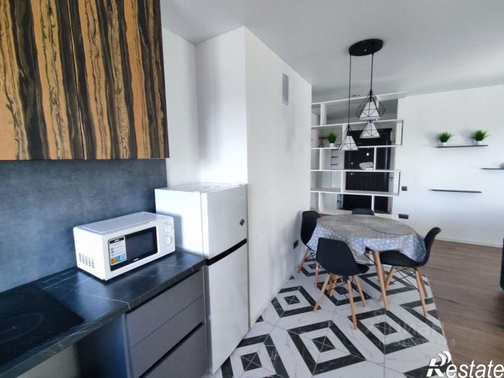 2-комн квартира улица Розы Люксембург, 118/4,  д. 118/4