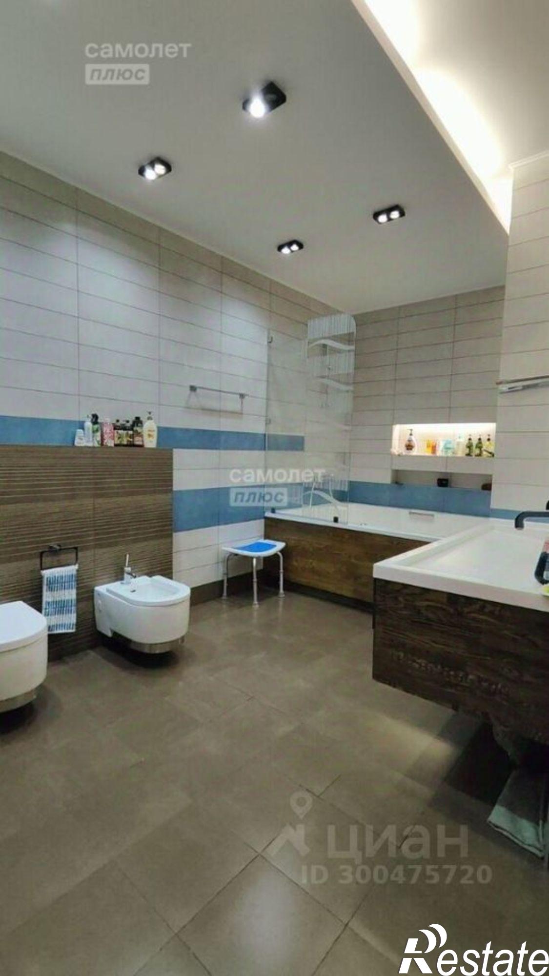 Купить квартиру за 34 999 000 рублей на бульвар Гагарина, 68А