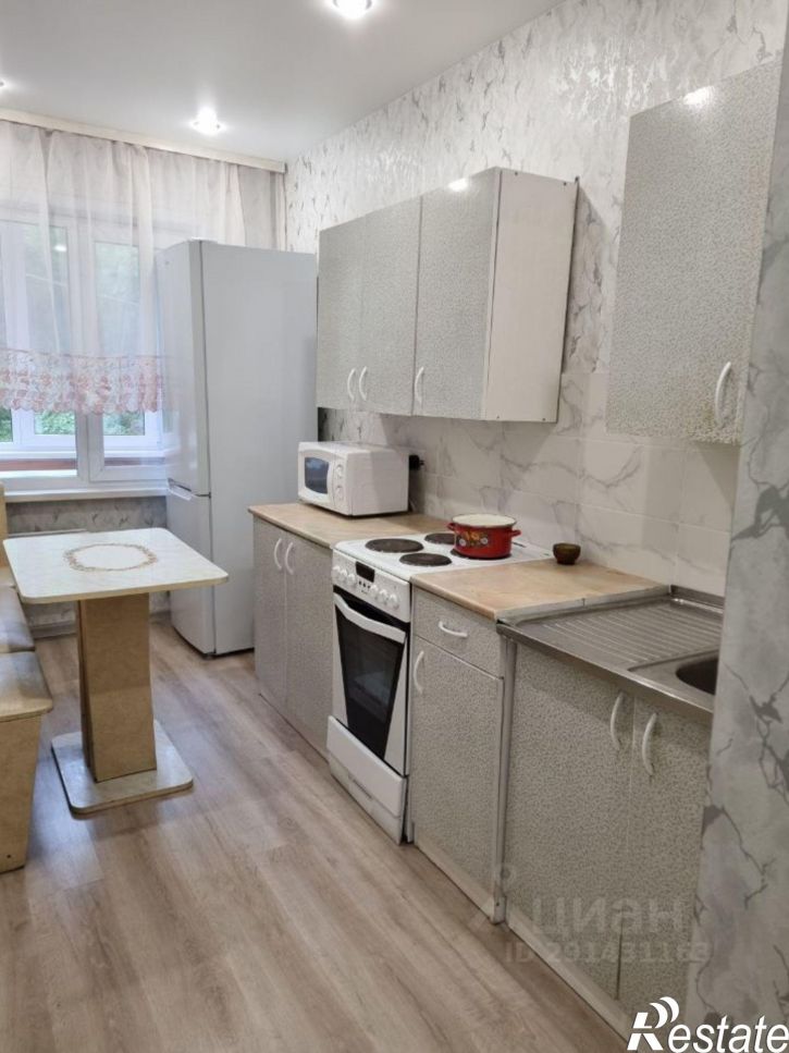 3-комн квартира микрорайон Университетский, 106