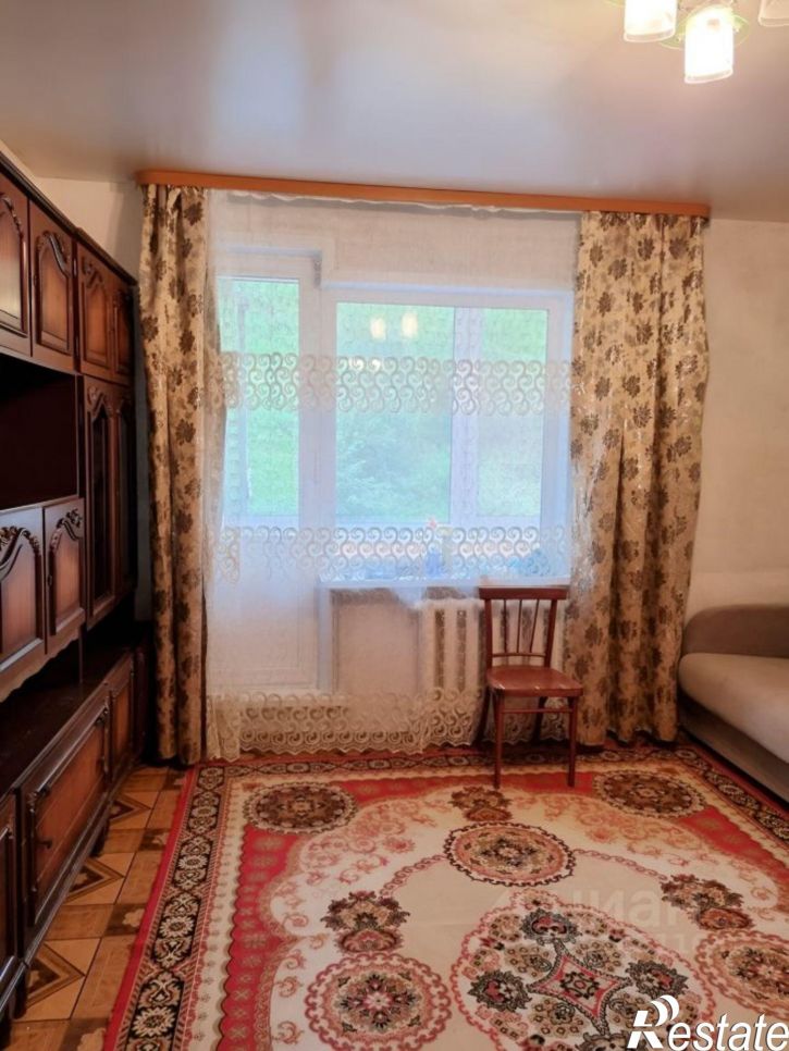 3-комн квартира микрорайон Университетский, 106