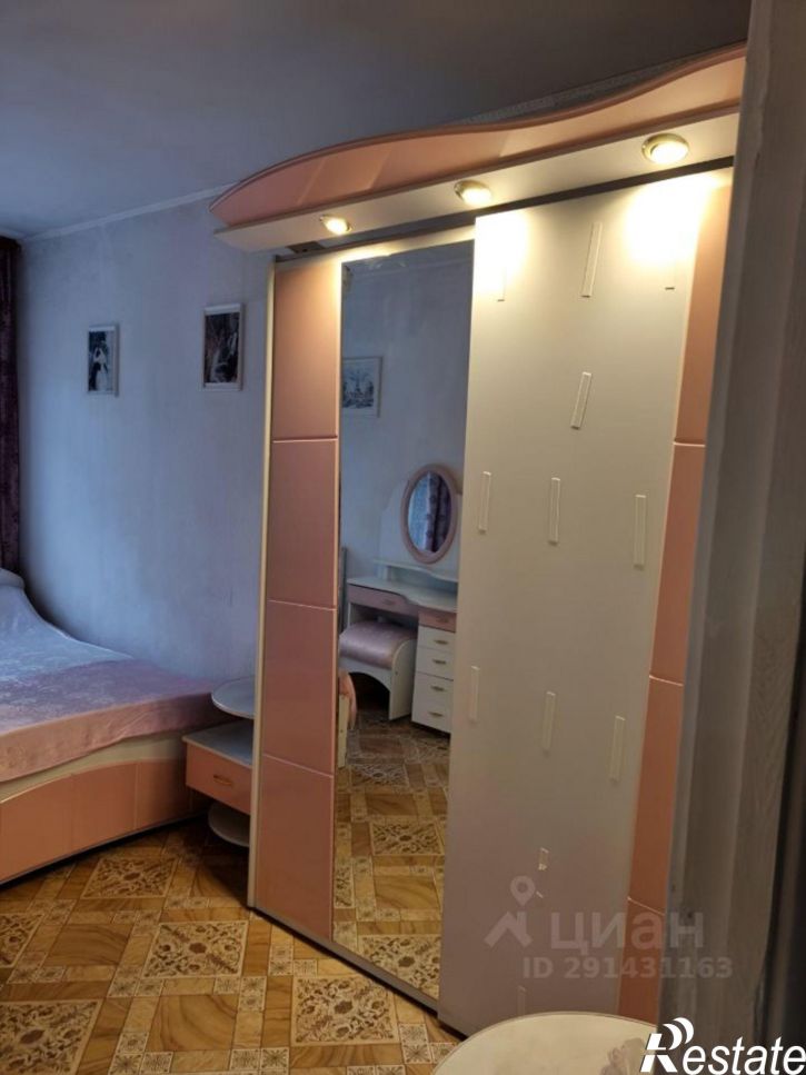 3-комн квартира микрорайон Университетский, 106