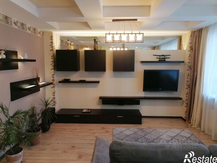 3-комн квартира ул Байкальская, 293/3,  д. 293/3