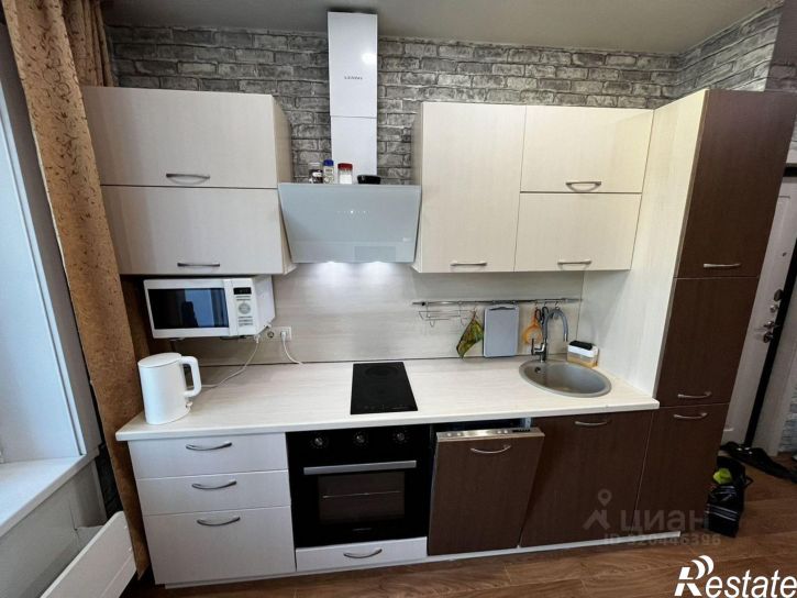 2-комн квартира улица Розы Люксембург, 325А,  д. 325А