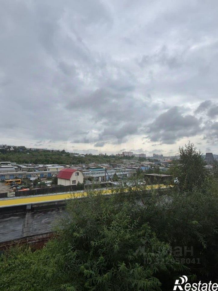 1-комн квартира Еловая улица, 3,  д. 3