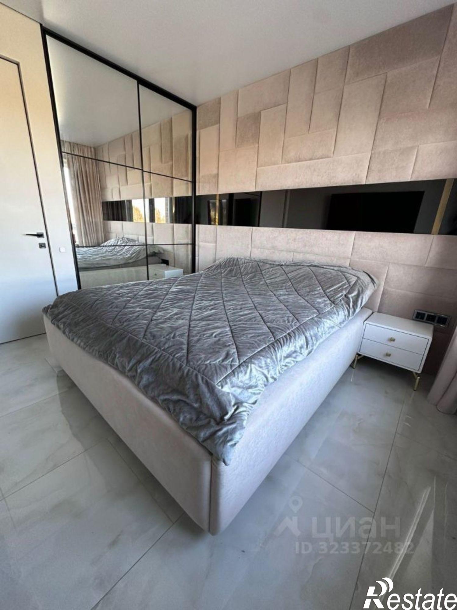 Купить квартиру за 21 500 000 рублей на Байкальская улица, 416