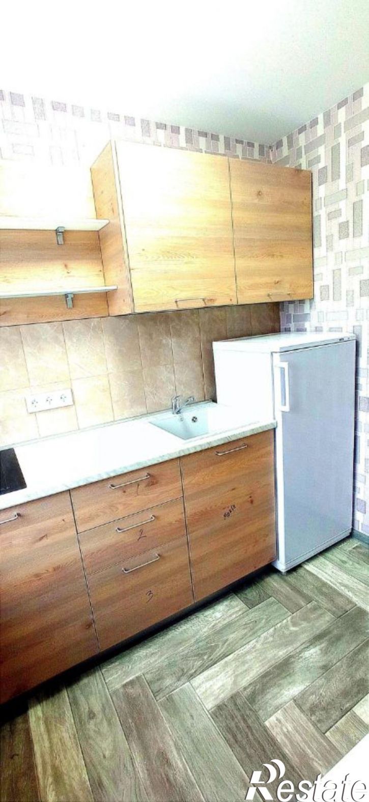 3-комн квартира улица Ржанова, 27,  д. 27