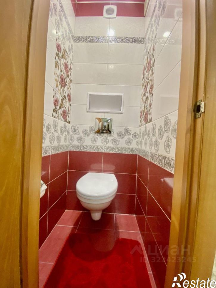 3-комн квартира ул Трилиссера, 126,  д. 126