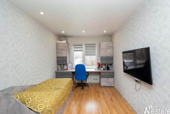 5-комн квартира улица Калинина, 5,  д. 5