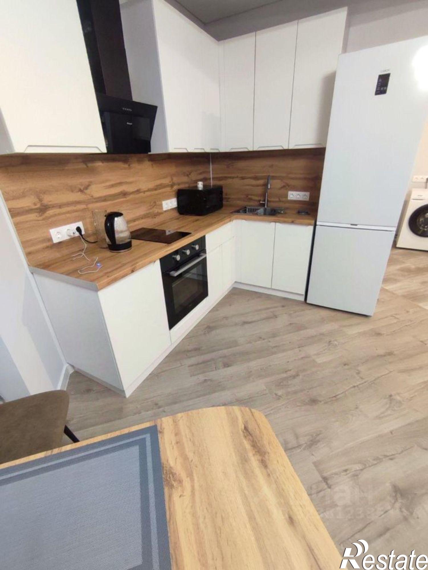 Сдать квартиру за 41 800 рублей на 1-й Ленинский квартал, 6