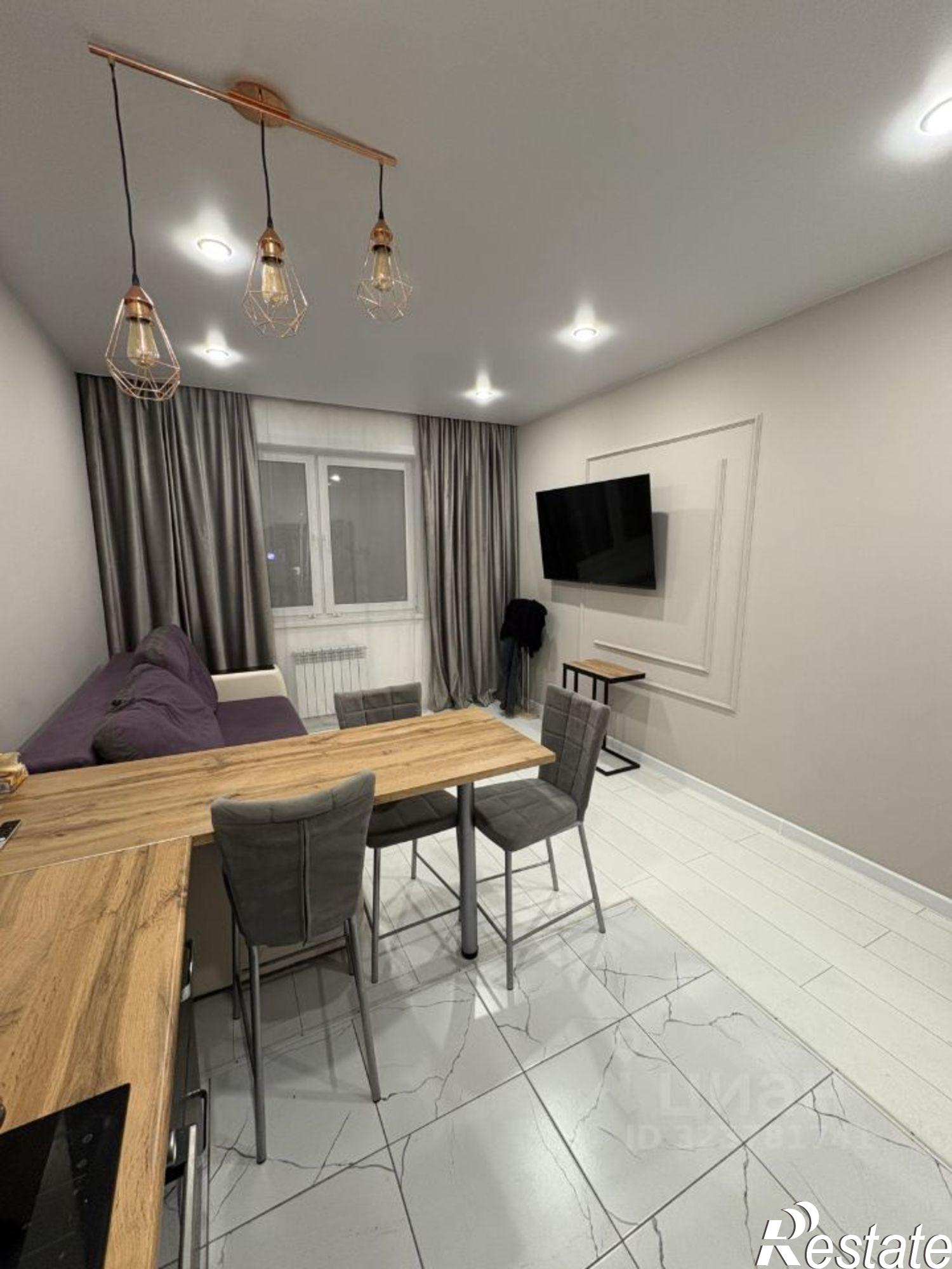 Сдать квартиру за 40 000 рублей на пер Академика Алексея Окладникова, 23