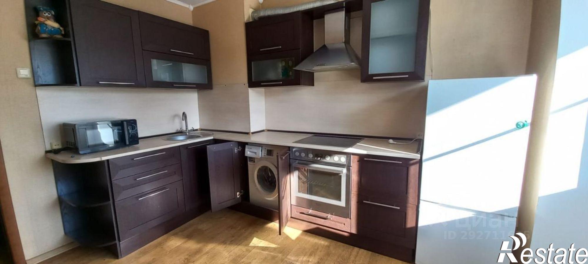 Сдать квартиру за 38 000 рублей на ул Ржанова, 25