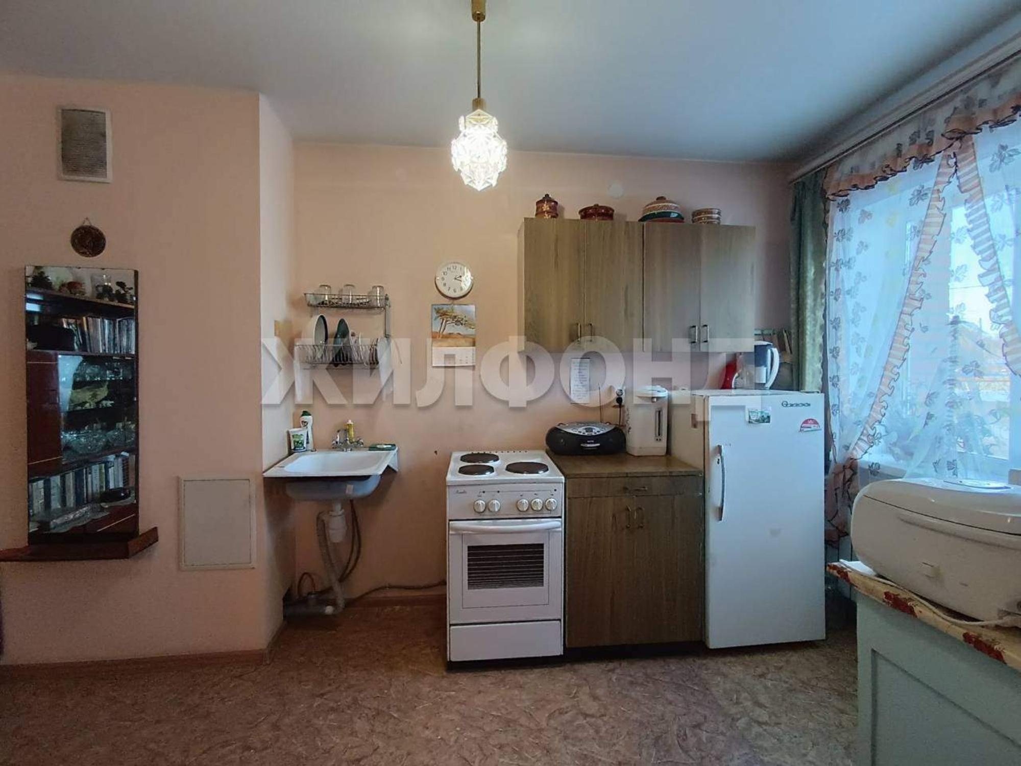 Купить квартиру за 6 100 000 рублей на Розы Люксембург улица, д.118/3