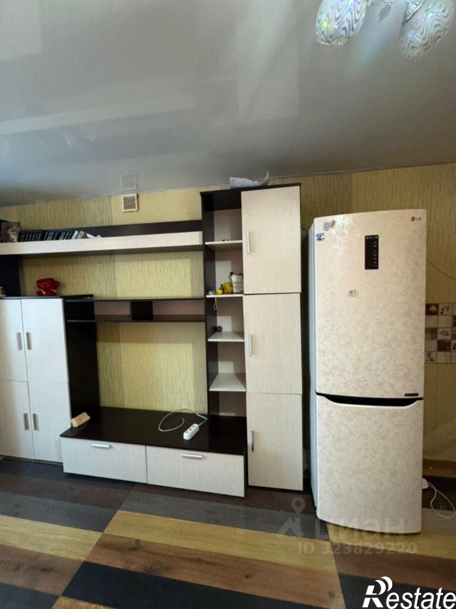 Сдать комнату за 11 000 рублей на ул Ледовского, 3а