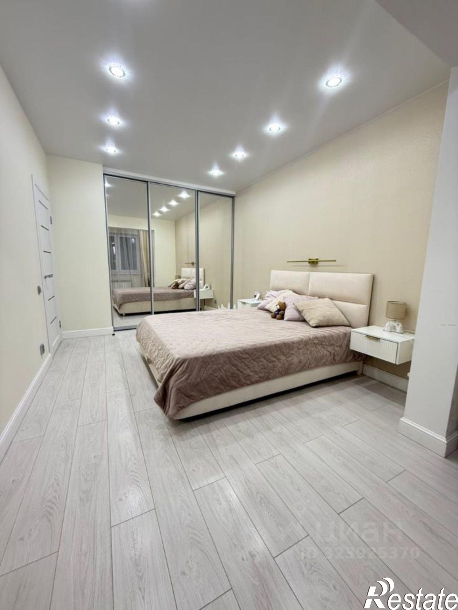 Сдать квартиру за 45 000 рублей на ул Верхняя Набережная, 161/13