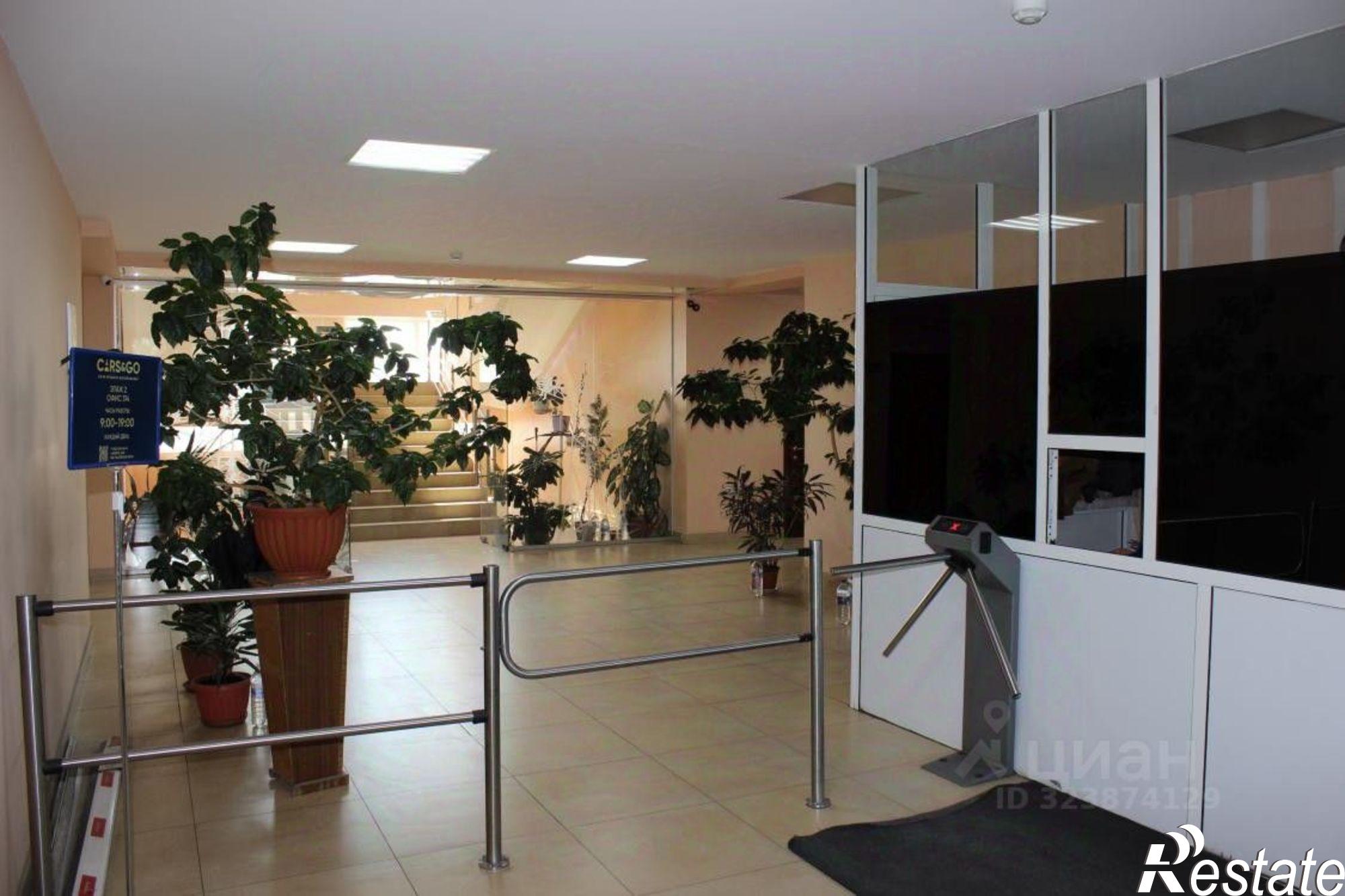 Сдать офис, помещение под офис за 20 000 рублей на улица Ширямова, 38