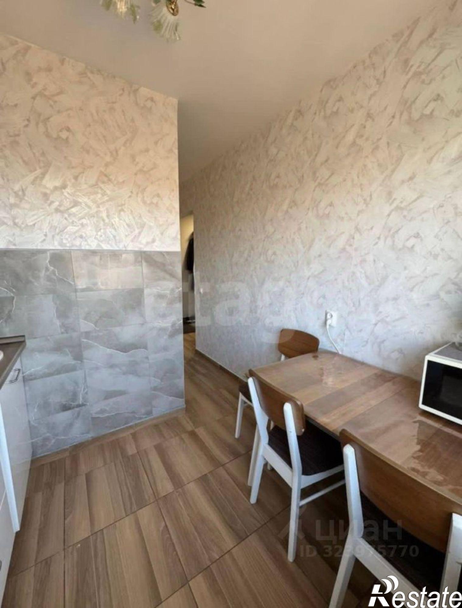 Купить квартиру за 6 000 000 рублей на улица Розы Люксембург, 305