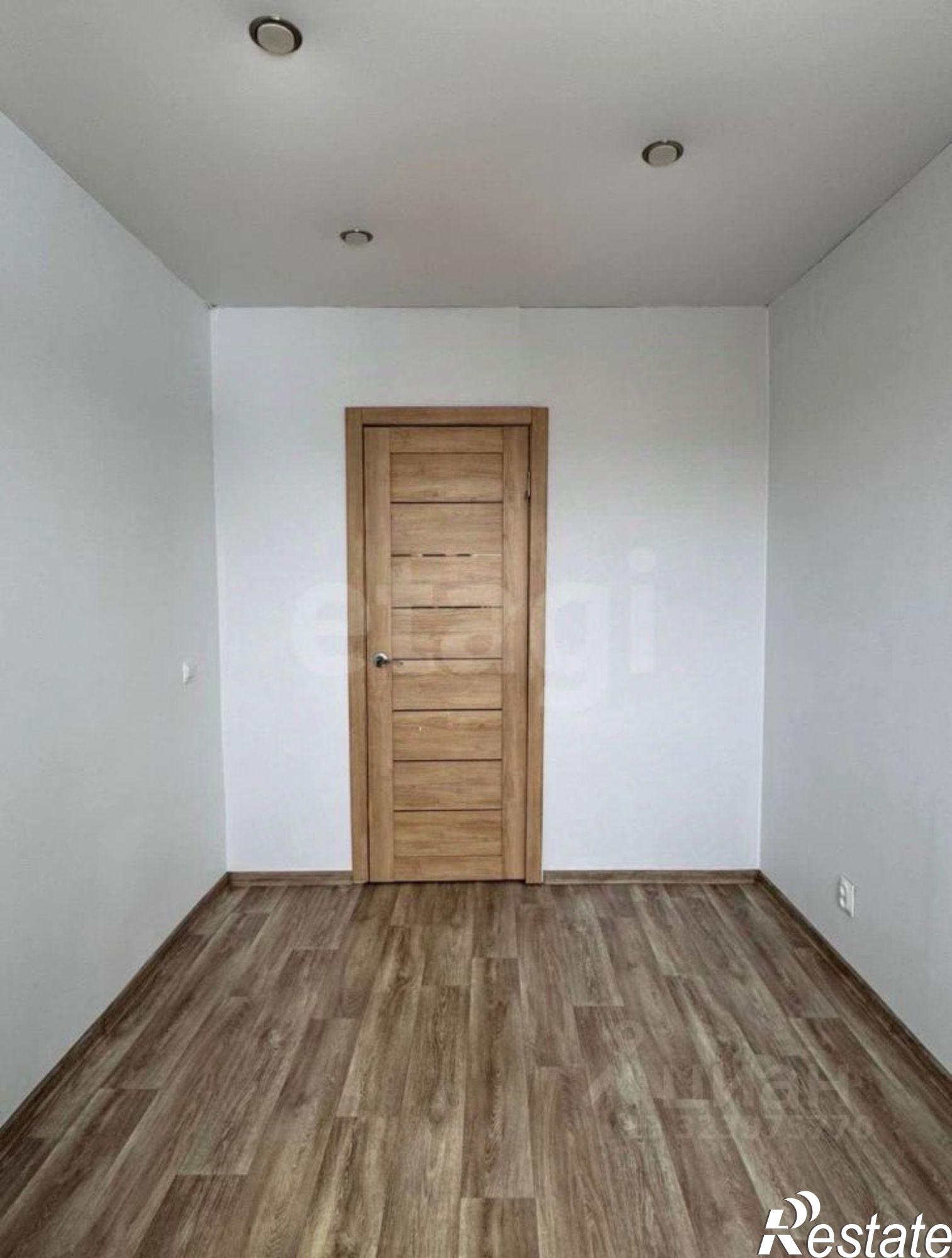 Купить квартиру за 6 000 000 рублей на улица Розы Люксембург, 305