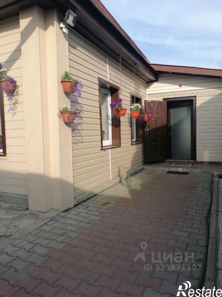 Коттедж/дом Молодёжная улица, 10,  д. 10