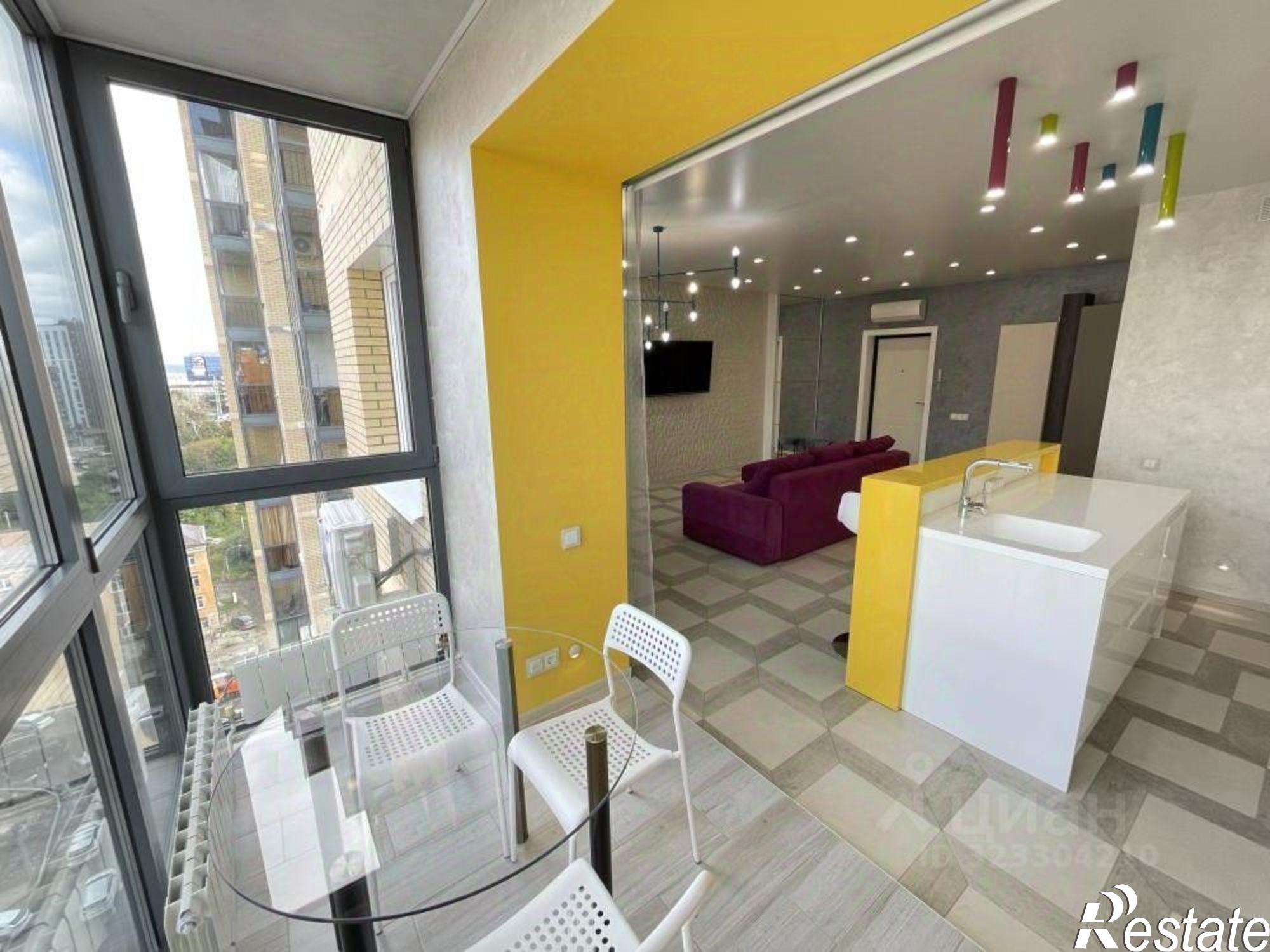 Купить квартиру за 10 500 000 рублей на ул Седова, 65а/4