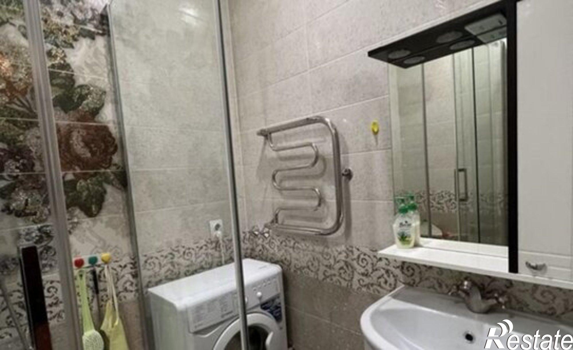 Купить квартиру за 10 200 000 рублей на ул Дзержинского, 33