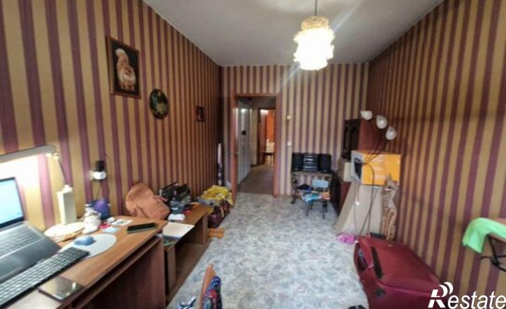 5-комн квартира микрорайон Университетский, 100