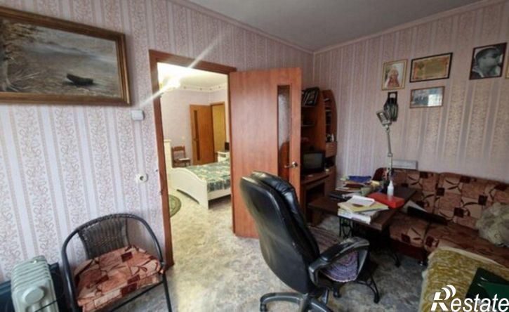 5-комн квартира микрорайон Университетский, 100